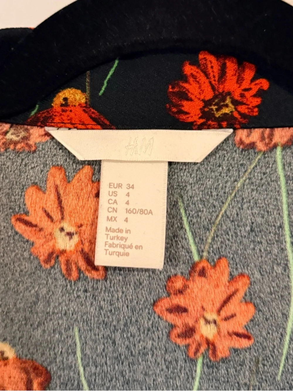H&M Black Button-Down Top with Orange Floral Print - Picture 3 of 10